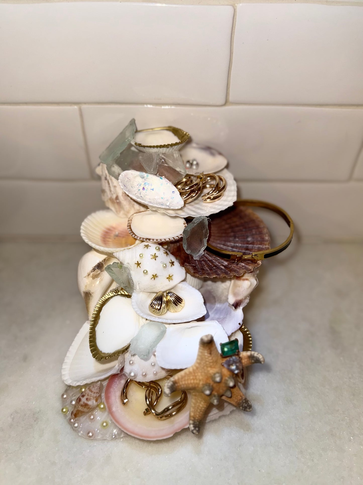 Ocean Dream Seashell Jewelry Holder – Luxe Coastal Ring & Earring Display