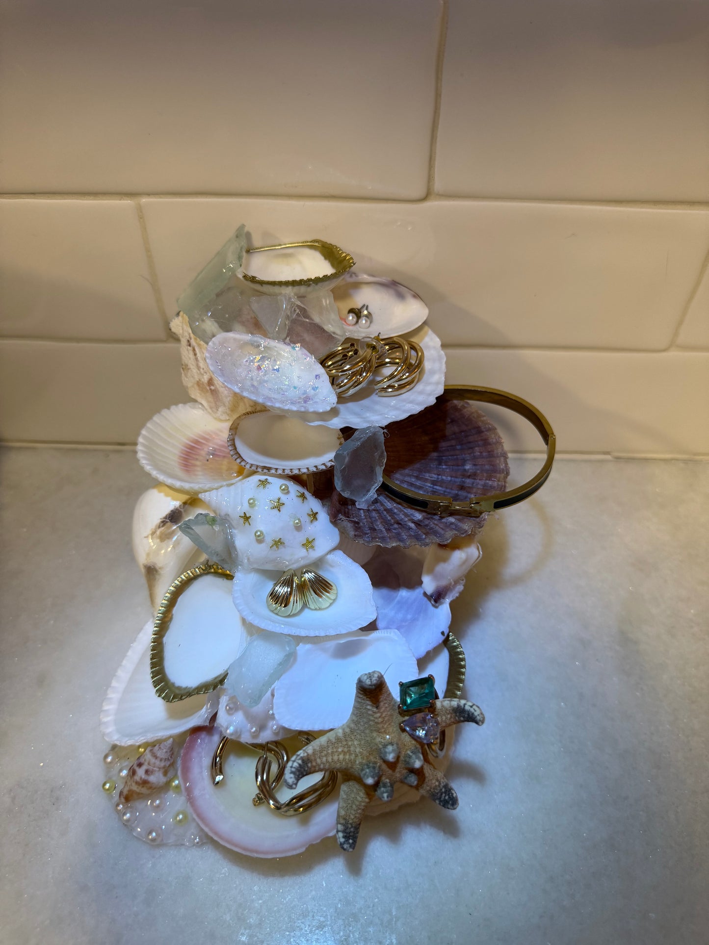 Ocean Dream Seashell Jewelry Holder – Luxe Coastal Ring & Earring Display