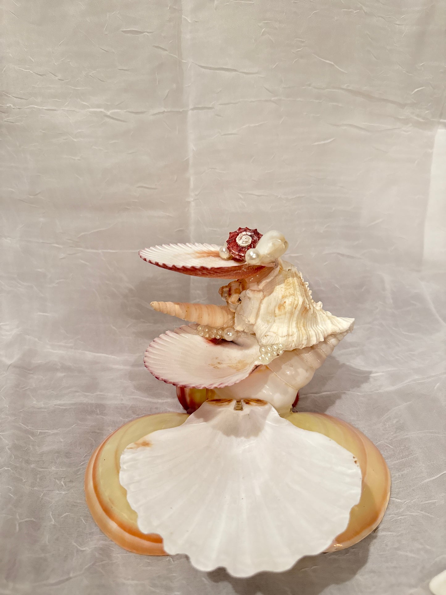 Pearl Bloom Seashell Jewelry Stand