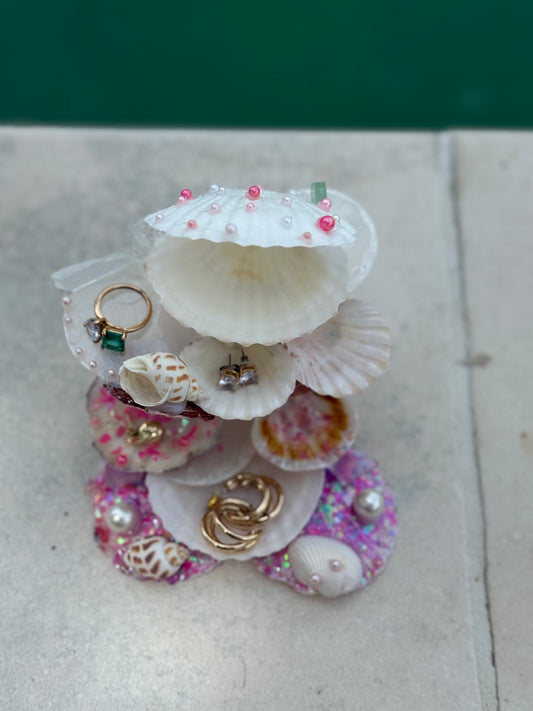 Pink Seashell Jewelry Holder – Tiered Trinket Stand with Pearls, Glitter & Coastal Charm
